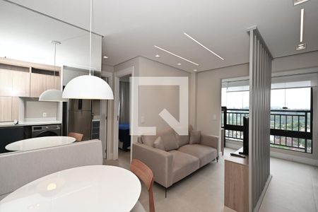 Sala de apartamento para alugar com 2 quartos, 40m² em Cidade Jardim, São Paulo