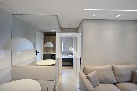 Sala de apartamento para alugar com 2 quartos, 40m² em Cidade Jardim, São Paulo