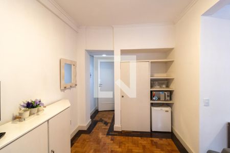 Sala/Quarto de kitnet/studio à venda com 1 quarto, 30m² em Centro Histórico, Porto Alegre