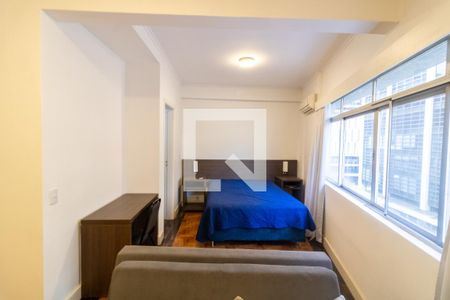 Sala/Quarto de kitnet/studio à venda com 1 quarto, 30m² em Centro Histórico, Porto Alegre