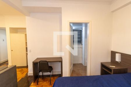 Sala/Quarto de kitnet/studio à venda com 1 quarto, 30m² em Centro Histórico, Porto Alegre