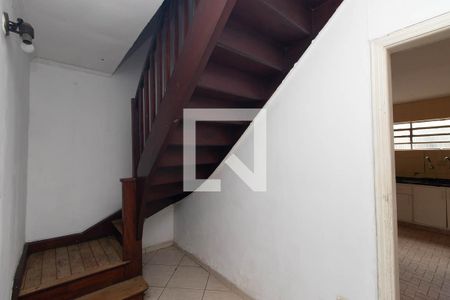 Escada de casa à venda com 2 quartos, 150m² em Vila Maria, São Paulo