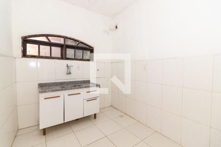 Cozinha de casa para alugar com 2 quartos, 60m² em Realengo, Rio de Janeiro