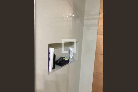 Banheiro de apartamento para alugar com 2 quartos, 68m² em Jardim Flor da Montanha, Guarulhos