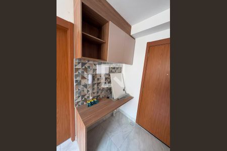 Sala/cozinha de apartamento para alugar com 1 quarto, 27m² em Jardim Oriental, São Paulo