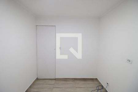 Quarto 2 de apartamento para alugar com 2 quartos, 55m² em Conjunto Residencial José Bonifácio, São Paulo