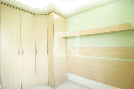 Quarto de apartamento à venda com 2 quartos, 65m² em São Domingos, São Paulo