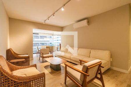 Apartamento para alugar com 4 quartos, 177m² em Alphaville Industrial, Barueri
