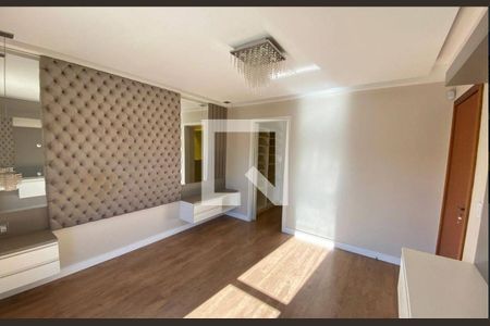 Quarto 1 de casa para alugar com 3 quartos, 180m² em Cadiz, Gravataí