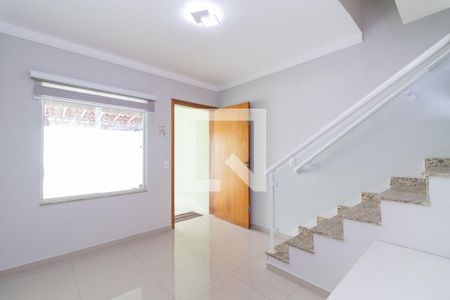 Sala de casa de condomínio para alugar com 2 quartos, 62m² em Jardim Popular, São Paulo