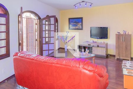 Sala 2 de casa para alugar com 4 quartos, 500m² em Vila Olinda, São Paulo