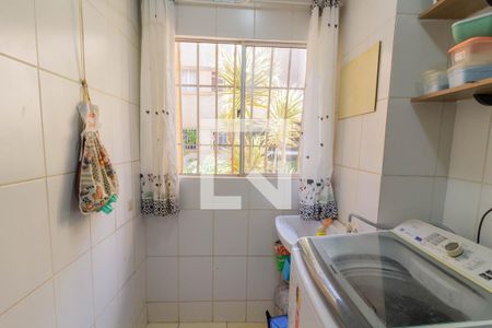 Cozinha de apartamento à venda com 2 quartos, 50m² em Riacho Fundo Ii, Brasília