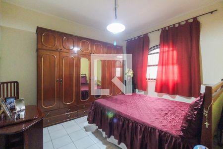 Quarto 1 de casa à venda com 3 quartos, 250m² em Vila Carolina, São Paulo