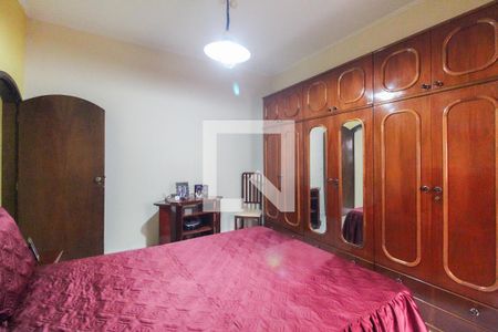 Quarto 1 de casa à venda com 3 quartos, 250m² em Vila Carolina, São Paulo