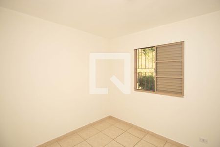 Quarto 2 de apartamento para alugar com 2 quartos, 44m² em Parque Casa de Pedra, São Paulo