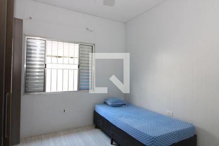 Quarto 2 de casa para alugar com 3 quartos, 130m² em Vila Santana, São Paulo
