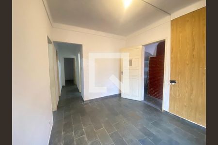 Sala de casa à venda com 3 quartos, 90m² em Piedade, Rio de Janeiro