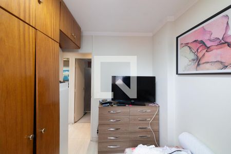 Quarto 1 de apartamento à venda com 3 quartos, 50m² em Conjunto Promorar Raposo Tavares, São Paulo