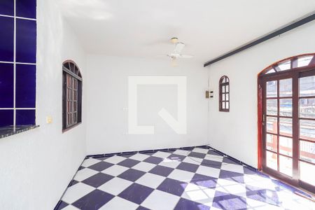 Sala de casa para alugar com 2 quartos, 60m² em Parque Guarani, São Paulo