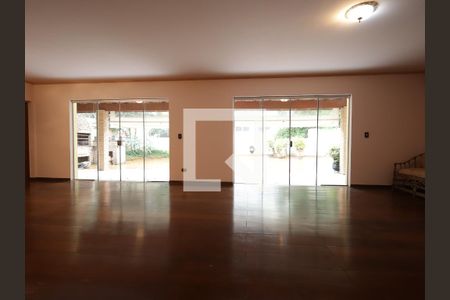 Sala de casa para alugar com 4 quartos, 361m² em Jardim Guedala, São Paulo