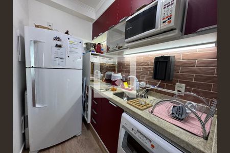 Cozinha de apartamento à venda com 2 quartos, 61m² em Continental, Osasco