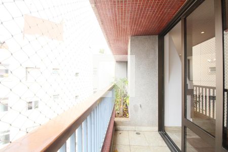 Varanda Sala de apartamento à venda com 3 quartos, 263m² em Vila Morumbi, São Paulo
