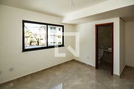 Casa à venda com 3 quartos, 100m² em Santa Branca, Belo Horizonte