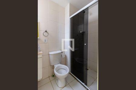Banheiro de apartamento para alugar com 2 quartos, 45m² em Ponte Grande, Guarulhos