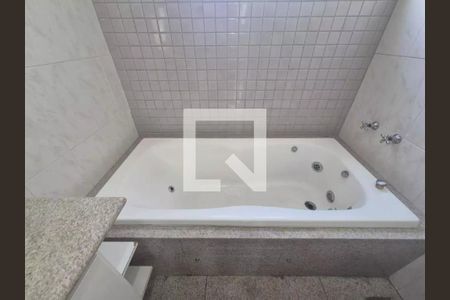 Banheiro de apartamento para alugar com 4 quartos, 150m² em Buritis, Belo Horizonte