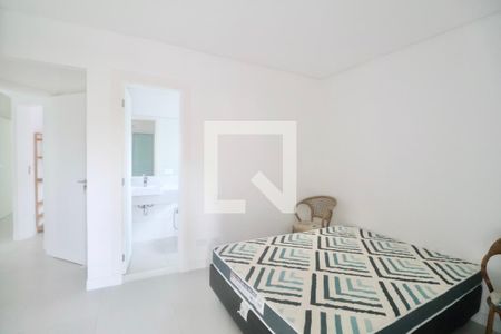 Suíte de apartamento para alugar com 3 quartos, 100m² em Balneario Cidade Atlantica, Guarujá
