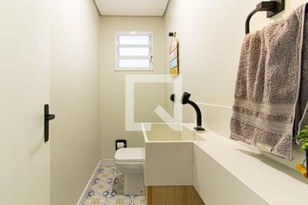Lavabo de casa à venda com 4 quartos, 211m² em Vila Romana, São Paulo