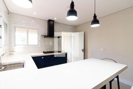 Cozinha de casa à venda com 4 quartos, 211m² em Vila Romana, São Paulo