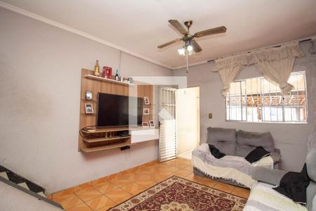 Sala de casa à venda com 4 quartos, 142m² em Brasilândia, São Paulo