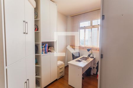 Quarto 2 de apartamento à venda com 2 quartos, 60m² em Sion, Belo Horizonte