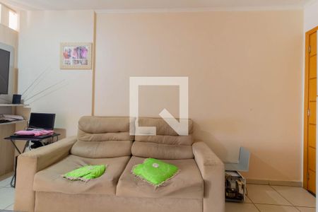 Sala / Cozinha de apartamento à venda com 2 quartos, 34m² em Qnn, Brasília
