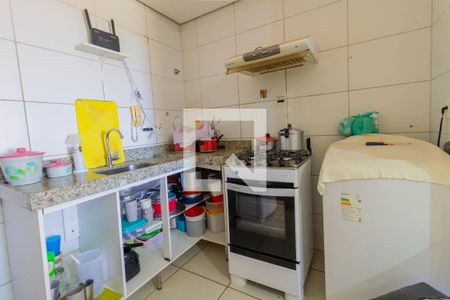Sala / Cozinha de apartamento à venda com 2 quartos, 34m² em Qnn, Brasília