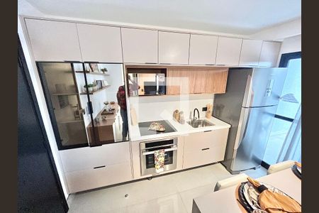 Sala/Cozinha de apartamento à venda com 1 quarto, 62m² em Jardim São Paulo, São Paulo