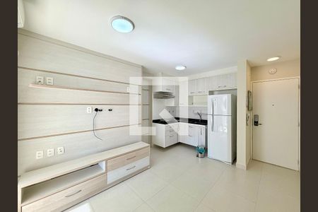 Sala de apartamento para alugar com 1 quarto, 38m² em Cidade Monções, São Paulo