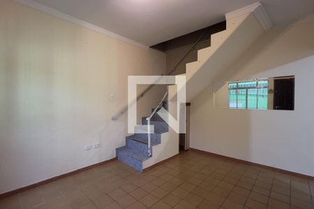 Sala de casa para alugar com 2 quartos, 70m² em Jardim Sueli, Guarulhos