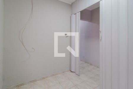 Quarto 1 de casa para alugar com 3 quartos, 50m² em Vila Dirce, Mauá