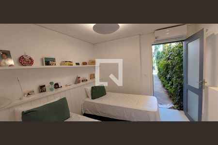 Quarto de casa para alugar com 4 quartos, 450m² em Vila Morumbi, São Paulo