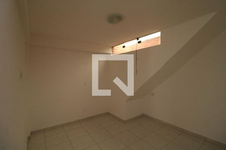 Quarto de casa para alugar com 2 quartos, 60m² em Vila Bela, São Paulo
