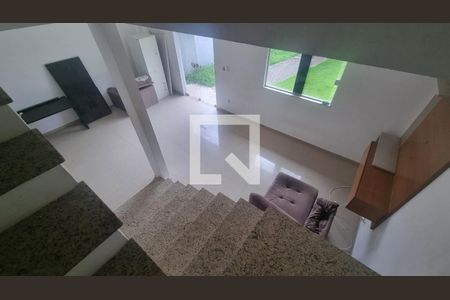 Sala de casa de condomínio à venda com 4 quartos, 300m² em Vargem Grande, Rio de Janeiro