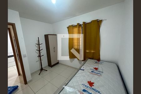 Quarto de apartamento para alugar com 2 quartos, 60m² em Parque Jose Alexandre, Carapicuíba