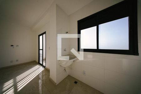 Sala/Cozinha e Área de Serviço de apartamento para alugar com 2 quartos, 47m² em Vila Nhocuné, São Paulo