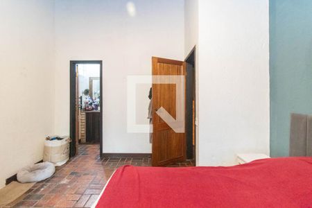 Quarto 1 de casa à venda com 2 quartos, 200m² em Vila Assunção, Porto Alegre