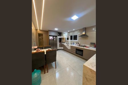 Cozinha de casa para alugar com 3 quartos, 200m² em Inhoaíba, Rio de Janeiro