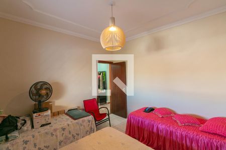 Casa para alugar com 3 quartos, 360m² em Floramar, Belo Horizonte