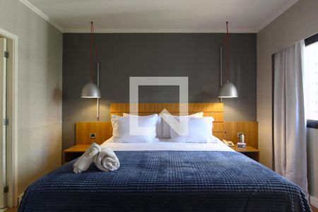Sala/Quarto de kitnet/studio para alugar com 1 quarto, 36m² em Jardim Europa, São Paulo