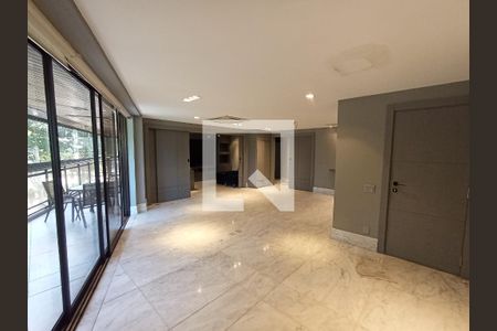 Sala de apartamento para alugar com 2 quartos, 160m² em Barra da Tijuca, Rio de Janeiro